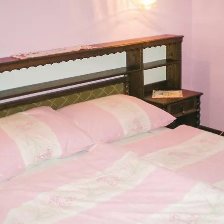 Three-bedroom Holiday In * Balatonfenyves
