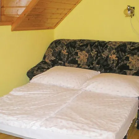 Three-bedroom Holiday In * Balatonfenyves