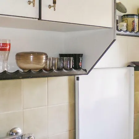Prázdninový dům Three-bedroom Holiday In Balatonfenyves