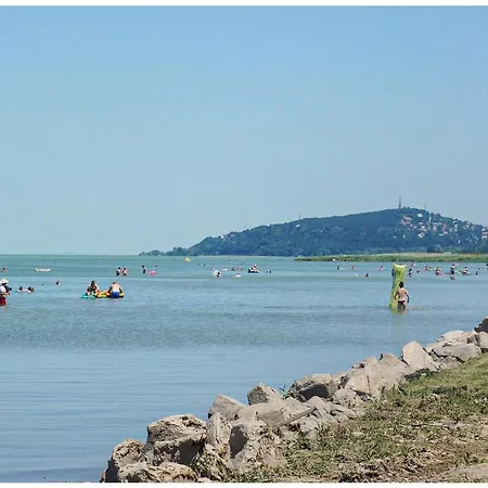 Three-bedroom Holiday In * Balatonfenyves